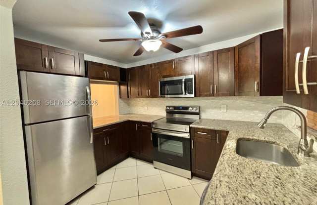 9411 Evergreen Pl Gallery 4
