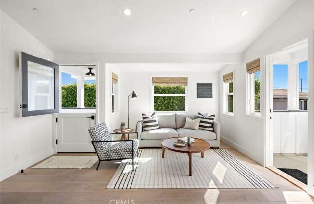 326 Locust photos photos 326 Locust photos photos