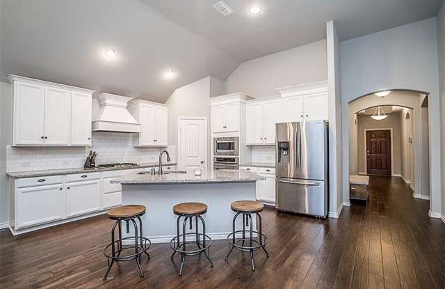 1020 Rose Garden Drive Gallery 3