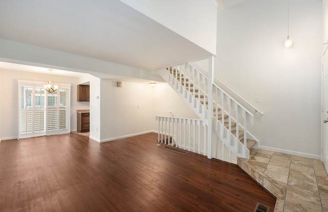 Loft Style Townhouse Available in Arvada! Gallery 2