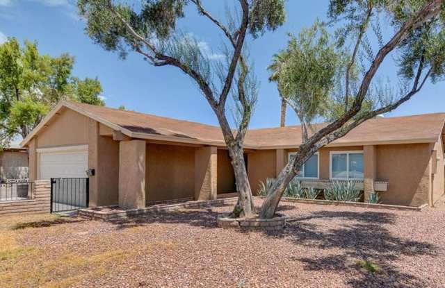 Single Story Home With Upgraded Appliances photos photos