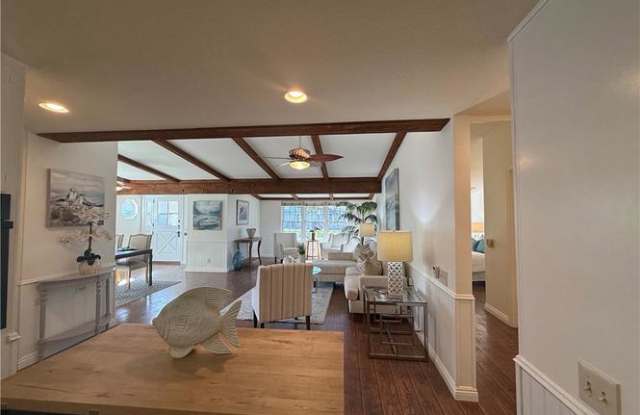 1761 Sunningdale Road Gallery 1