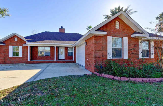 816 W 8th Street Circle photos photos