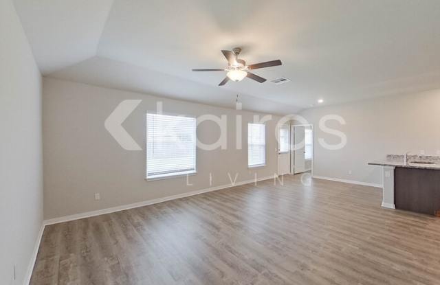 301 Saint James Place Gallery 4