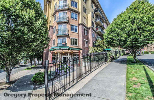 700 E Denny Way photos photos