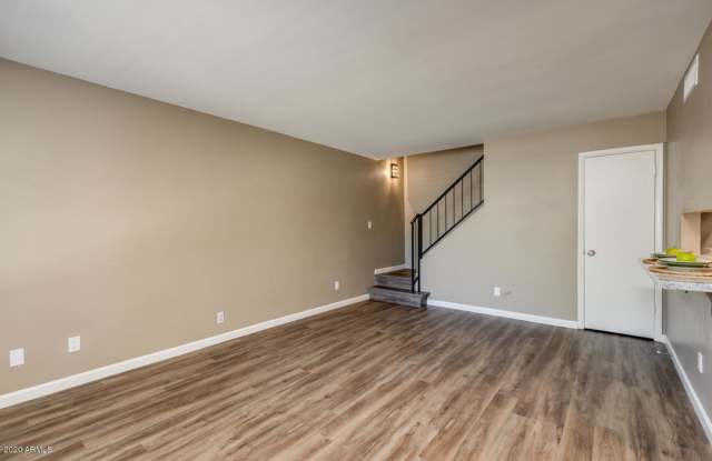 7840 E ROVEY Avenue Gallery 3