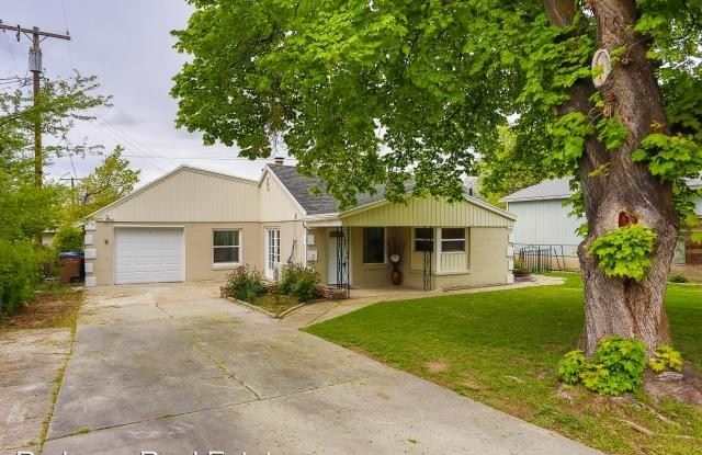 2928 South 900 East Gallery 2