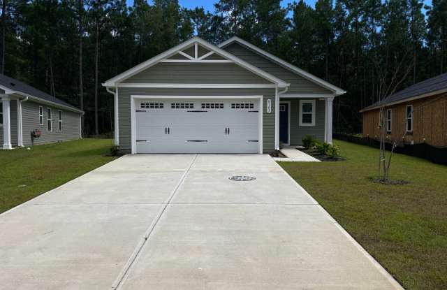3 Bedroom 2 Bath Home in Sterling Oaks, Ash, NC Gallery 1