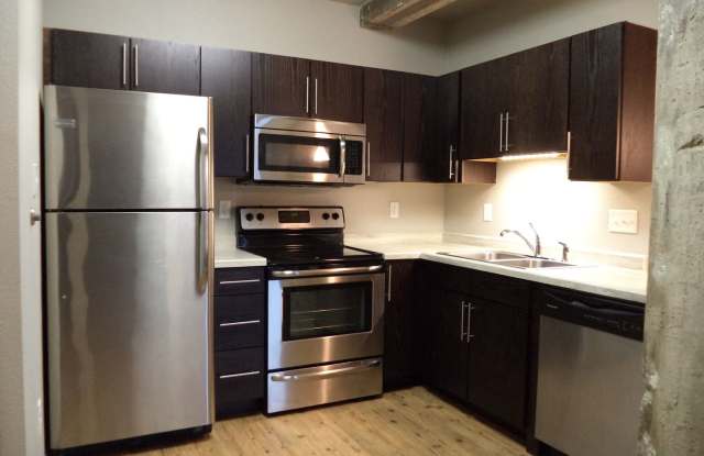 First Avenue Apartments Gallery 2