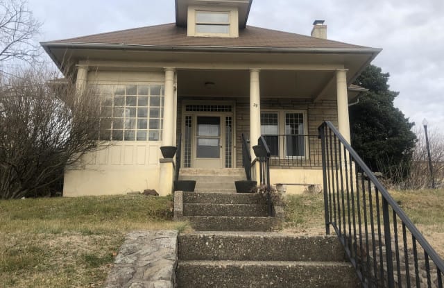 29 HARVEY AVENUE - 29 Harvey Avenue, Doylestown, PA 18901