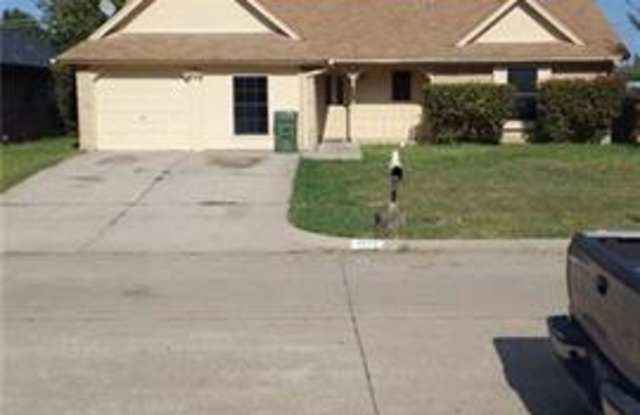 6603 Country Creek Drive Gallery 2