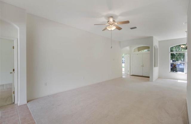 6111 HERONCREST COURT Gallery 2