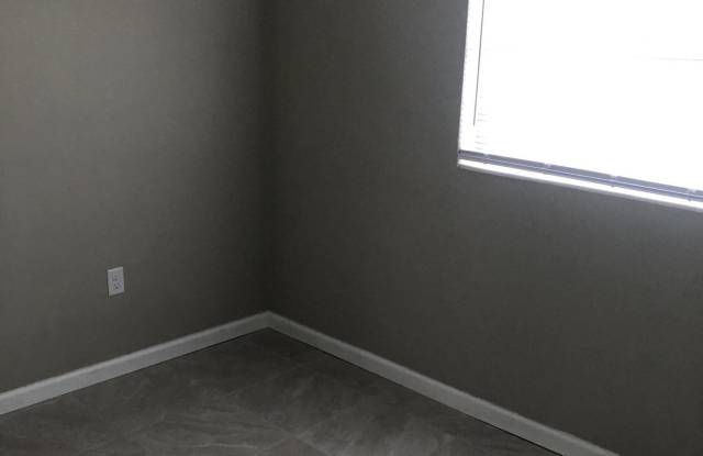 3280 Alamanda Court Gallery 2
