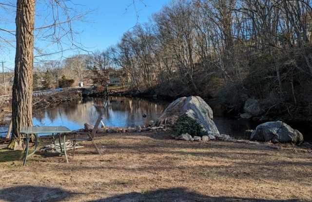 40 Boston Post Road Unit 2 - 40 Boston Post Road, New London County, CT 06333