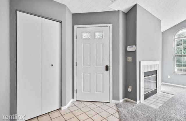 301 Villa Oaks Ln Gallery 3