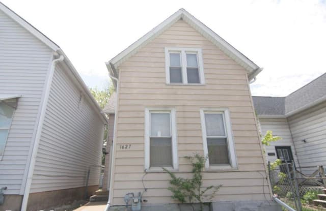 1627 W 4th St. - 1627 West 4th Street, Davenport, IA 52802