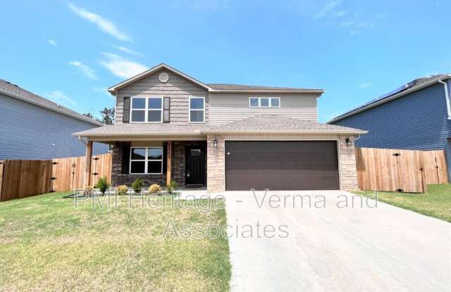 1720 Hermitage Dr - 1720 Hermitage Drive, Centerton, AR 72719