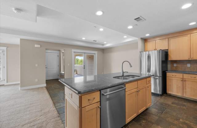 1280 Ashford Way #8 Gallery 4