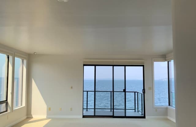 Want A Penthouse Condo With A Phenomenal View? photos photos