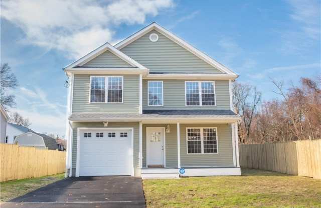 793 Pond Street - 793 Pond Street, Bridgeport, CT 06606