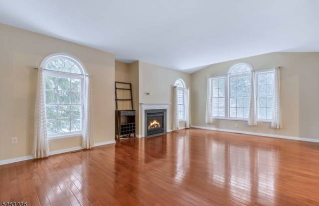 81 Henning Ter - 81 Henning Terrace, Morris County, NJ 07834