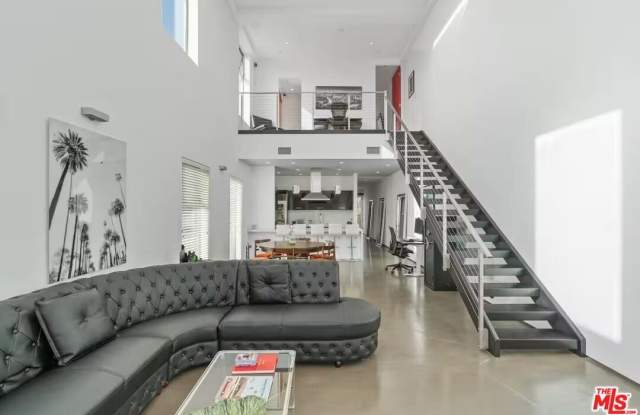 611 N Bronson Ave photos photos 611 N Bronson Ave photos photos
