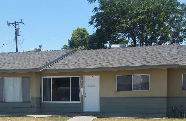 2 Br 1 Ba available Now photos photos