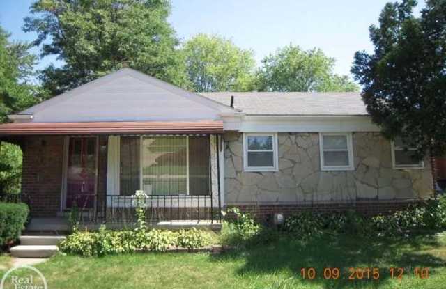 555 Longfellow Street photos photos