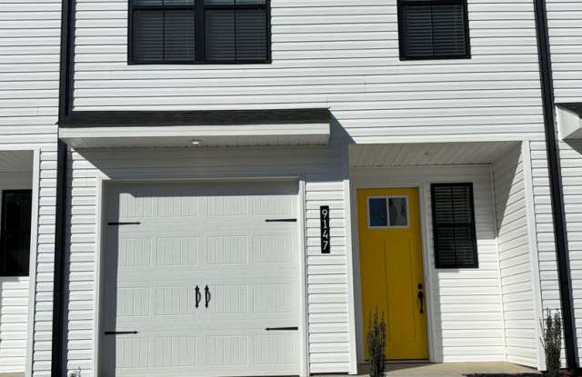 Knoxville 37920 - 3 bedroom 2.5 bath - call Jeremy Logan 865-307-2273 photos photos