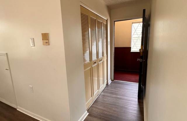 Jefferson Trace Apartments: One-bedroom in Beaver PA! Gallery 2