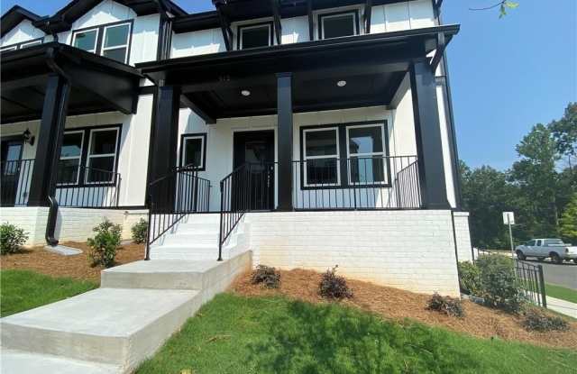 912 Sweetwater Grove Gallery 2