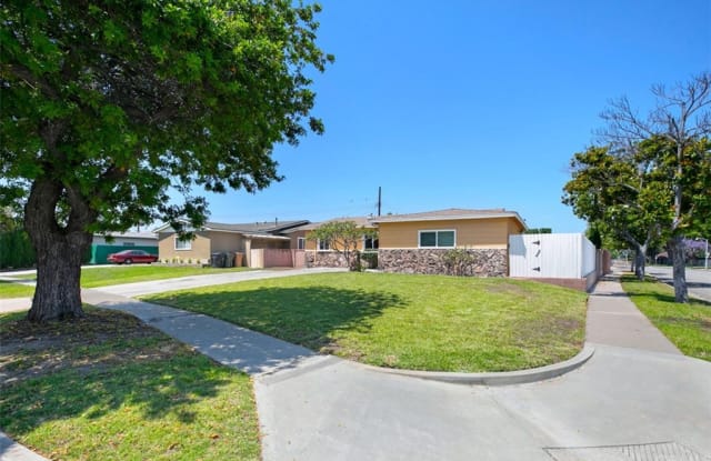 1501 S Pacific Drive - 1501 Pacific Drive, Fullerton, CA 92833