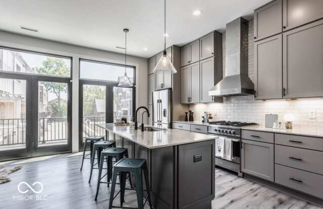 Beautiful townhome located off 16th and College. Pets allowed for an additional $1,000 non refundable deposit. photos photos