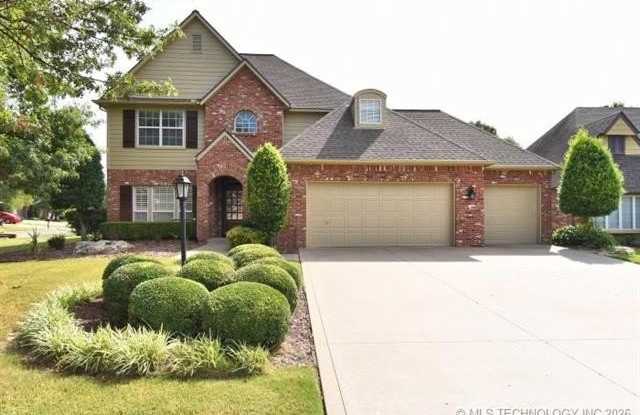 8239 S 70th East Avenue photos photos