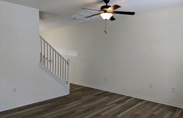 1548 Deer Tree Ln Gallery 3