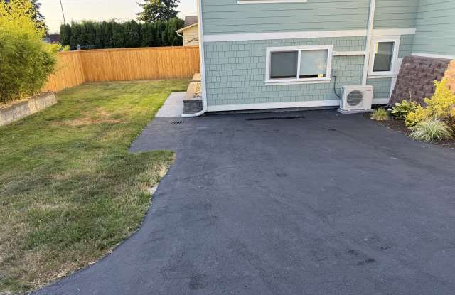 7610 Rainier Drive Gallery 2