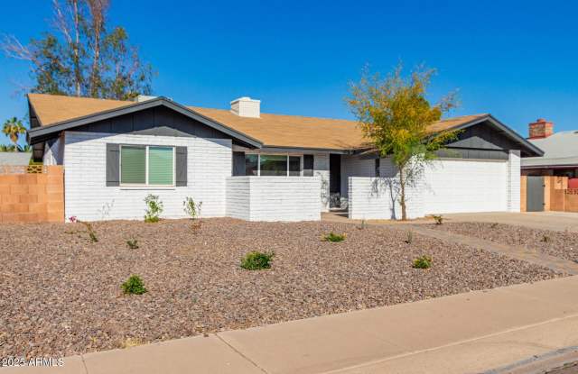 1308 S POLLY ANN Drive photos photos