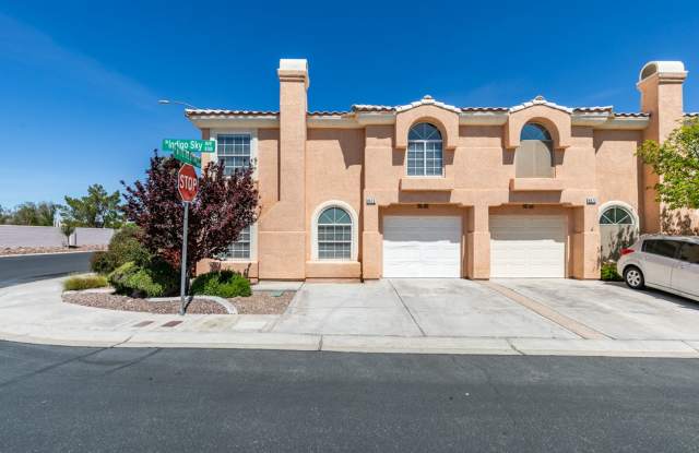 3 Bedroom Townhouse with attached garage in Gated Community photos photos