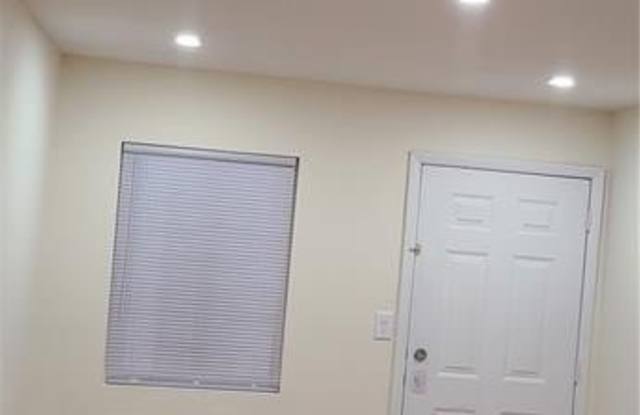 715 DeKalb Avenue photos photos