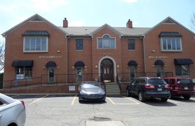 71 WALNUT BLVD STE 206 - 71 Walnut Boulevard, Rochester, MI 48307
