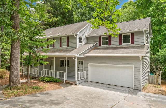 Bolin Creek 4 Bedroom House with Fabulous Forest Views Available May 15! photos photos