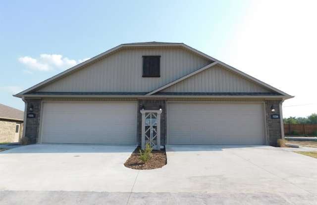 9104-9106 Chanel Place - 9106 - 9104 Chanel Pl, Fort Smith, AR 72916