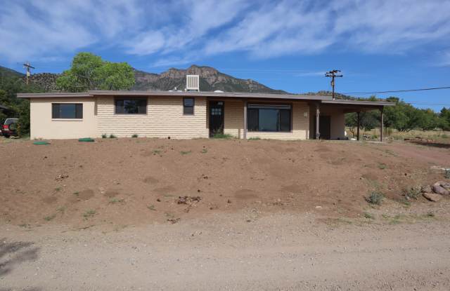 8008 S VATO Lane - 8008 S Vato Ln, Sierra Vista Southeast, AZ 85615
