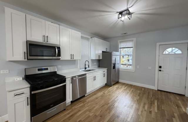 1626 N Washtenaw Ave - 1626 North Washtenaw Avenue, Chicago, IL 60647