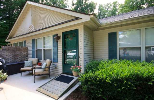 40-B Queen Rd Candler - 40 Queen Road, Buncombe County, NC 28715