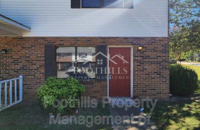 108 Woodland Dr photos photos