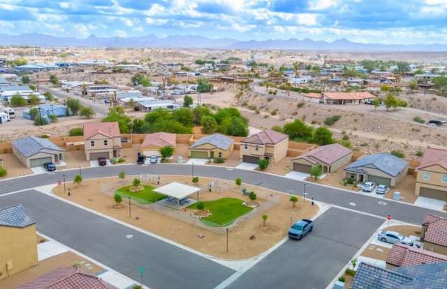 2412 Village Dr photos photos