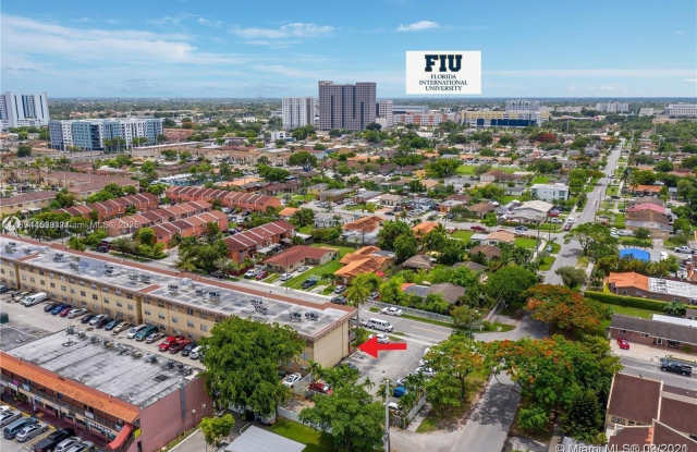 11005 SW 1st St photos photos