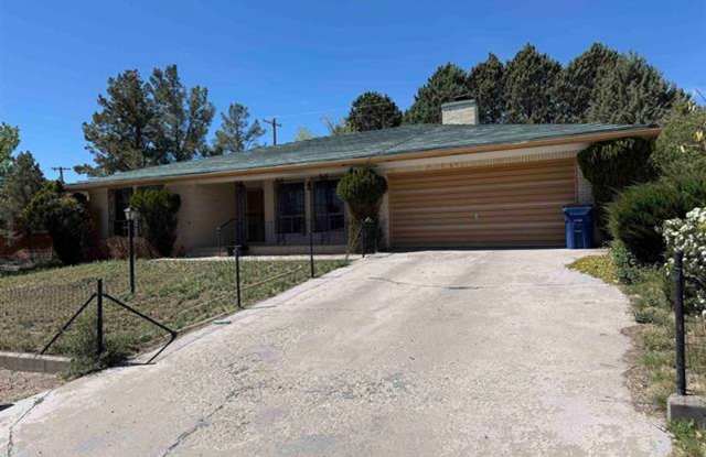 3309 Mann Dr Gallery 1