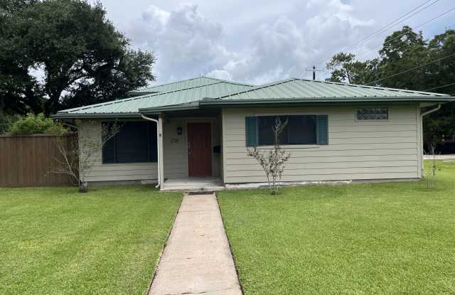 238 Mclemore Drive photos photos